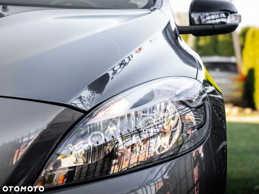 Volvo V40 Cross Country D2 Momentum - 35