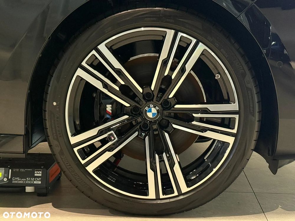 BMW Seria 7 740d xDrive mHEV M Sport sport - 7