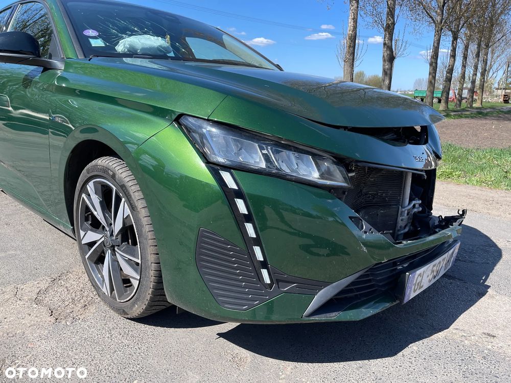 Peugeot 308 1.6 Hybrid PHEV Active Pack EAT8 - 26