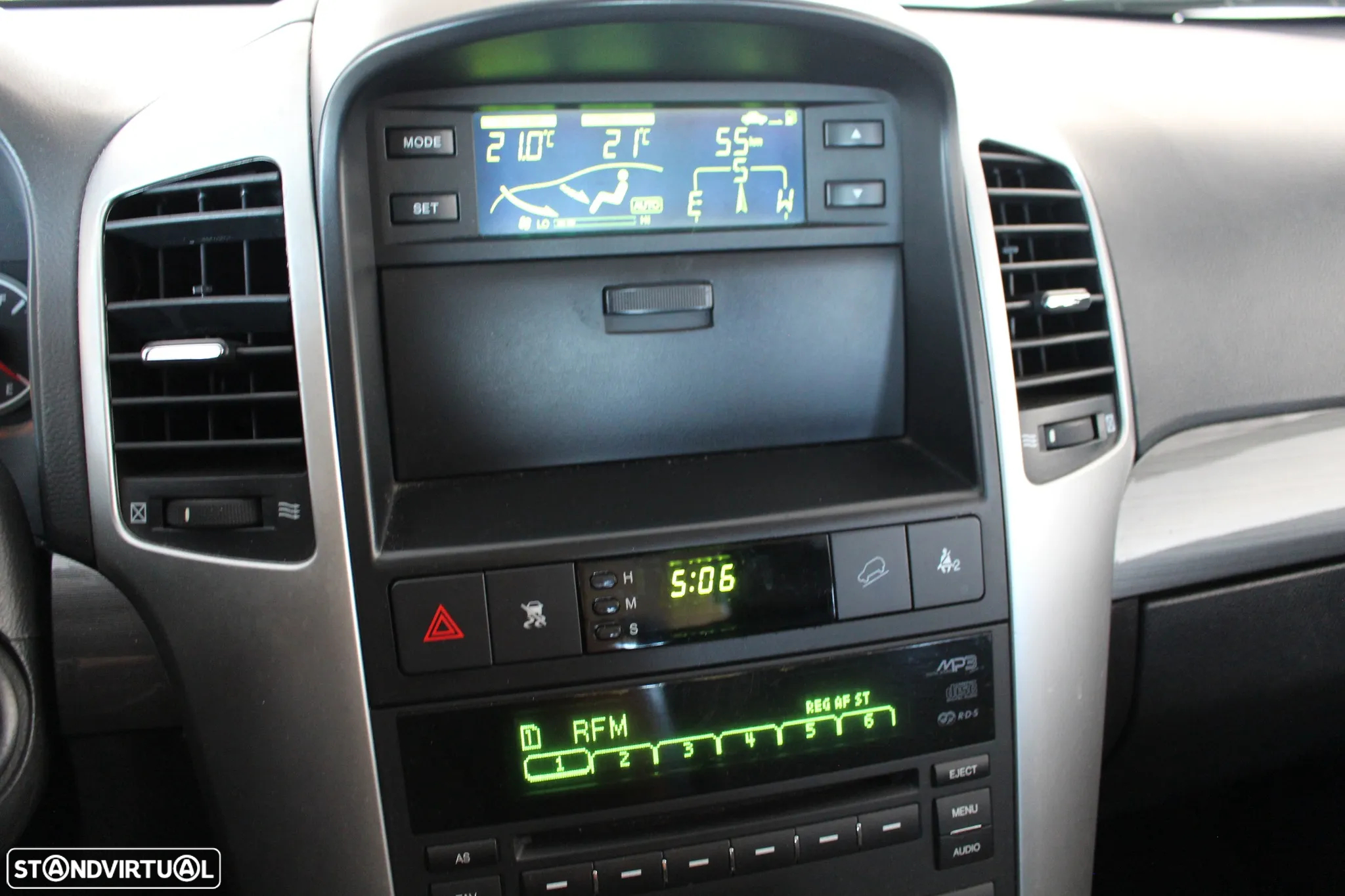 Chevrolet Captiva 2.0 VCDi Seven 7L - 15