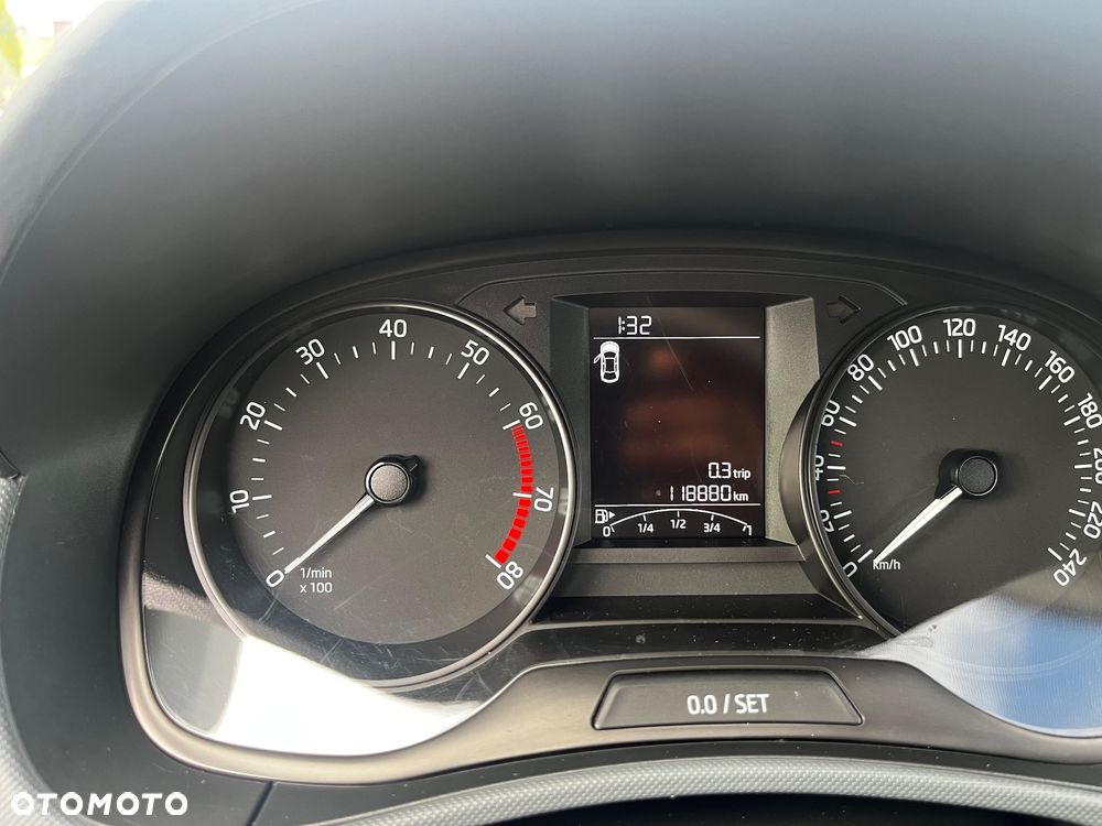 Skoda Fabia 1.0 TSI Active - 13