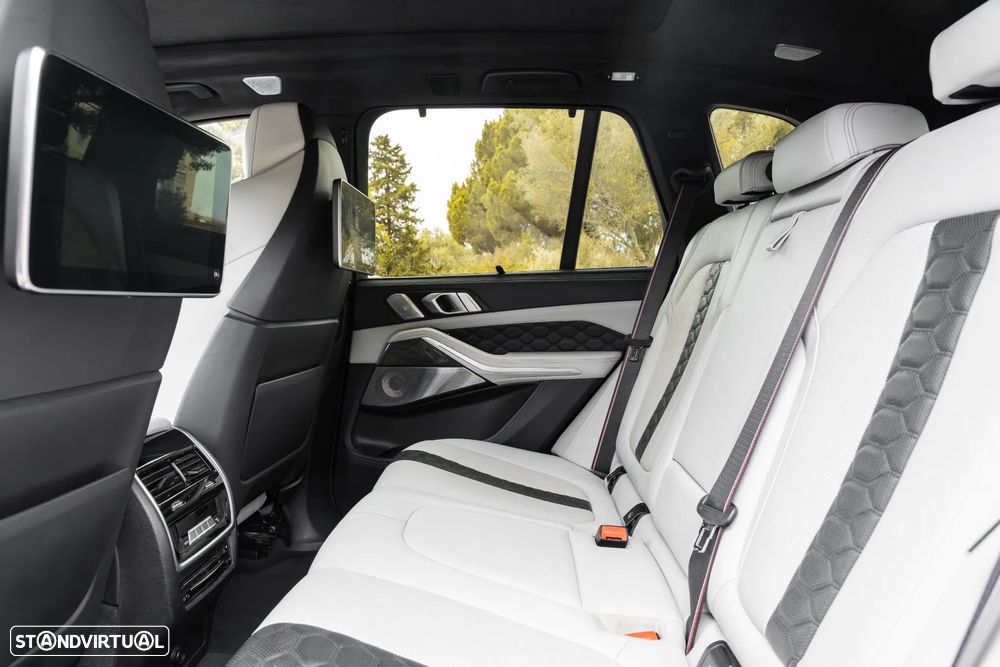 BMW X5 M Competition - 32