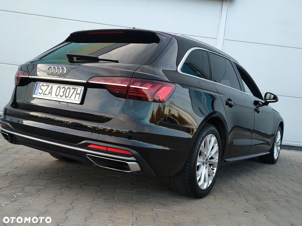 Audi A4 Avant 35 TFSI S tronic - 14
