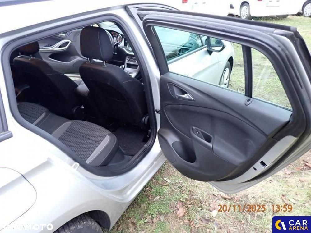 Opel Astra - 18