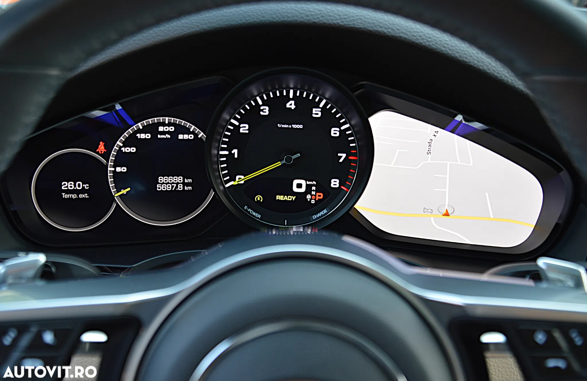 Porsche Cayenne Coupe E-Hybrid Tiptronic S Platinum Edition - 24
