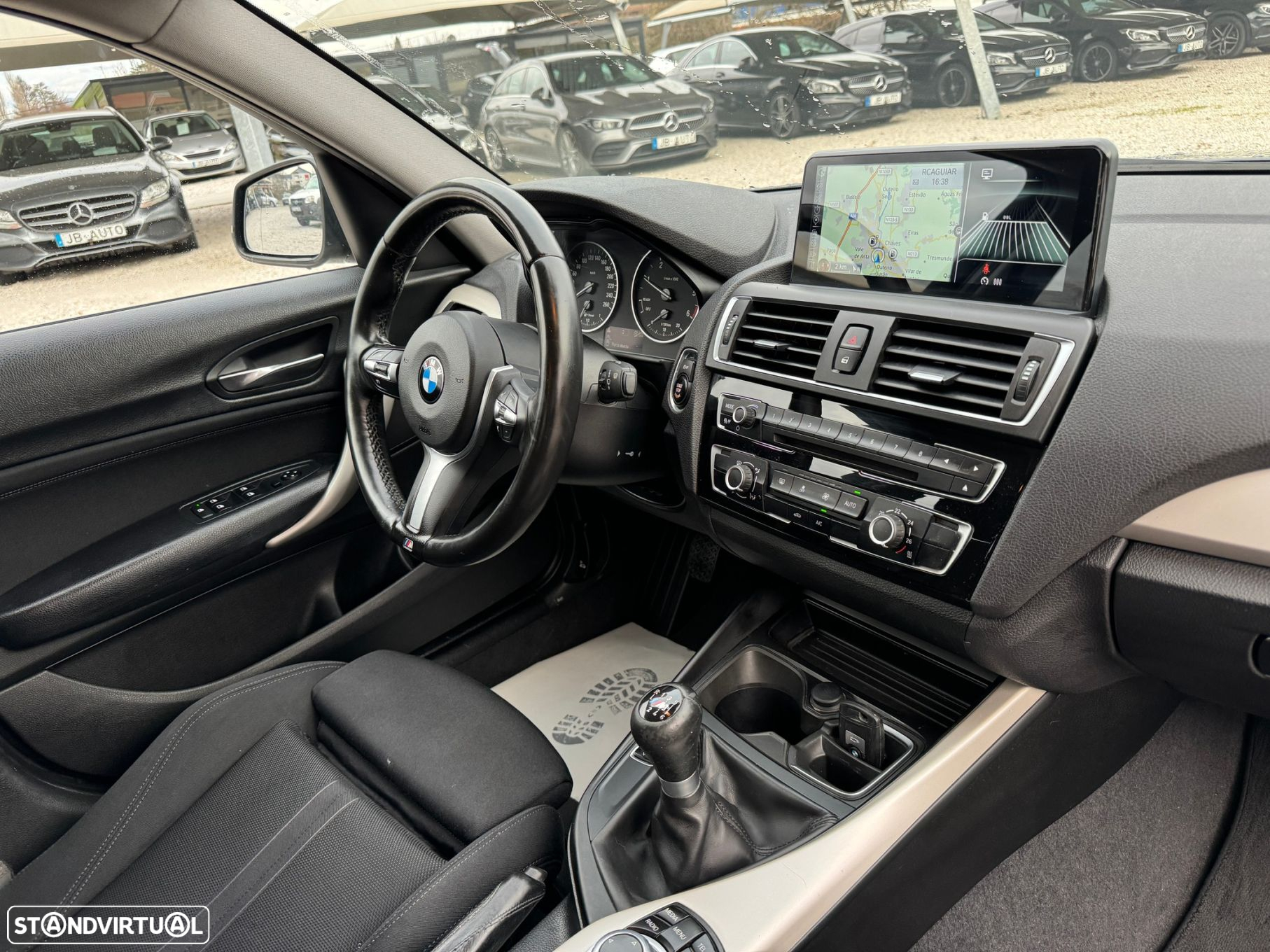 BMW 116 d EfficientDynamics - 12