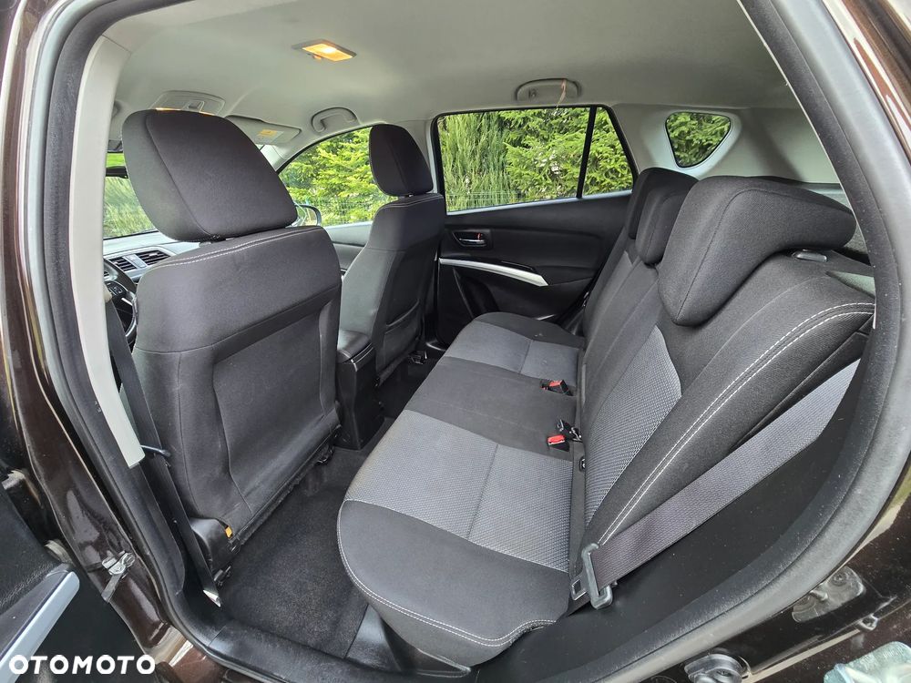 Suzuki SX4 S-Cross 1.6 VVT 4x4 limited - 11