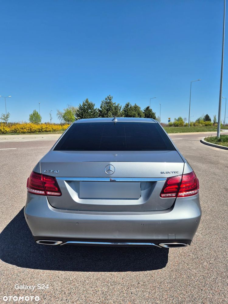 Mercedes-Benz Klasa E 350 BlueTEC 4Matic 7G-TRONIC Elegance - 3