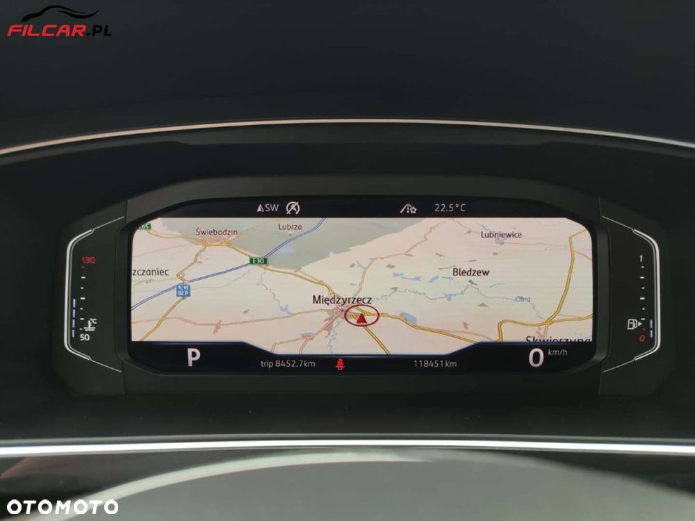 Volkswagen Tiguan - 8