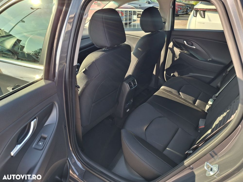 Hyundai i30 - 11