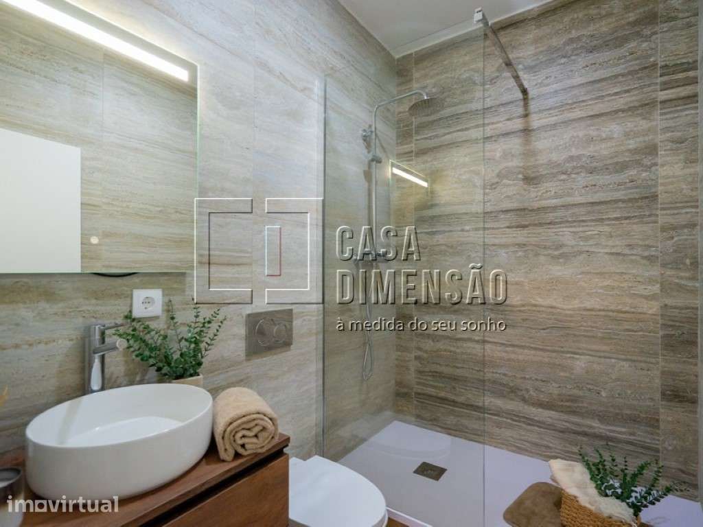 T3 de Charme Totalmente Remodelado na Penha de França - Pronto a Ha... - Grande imagem: 3/28