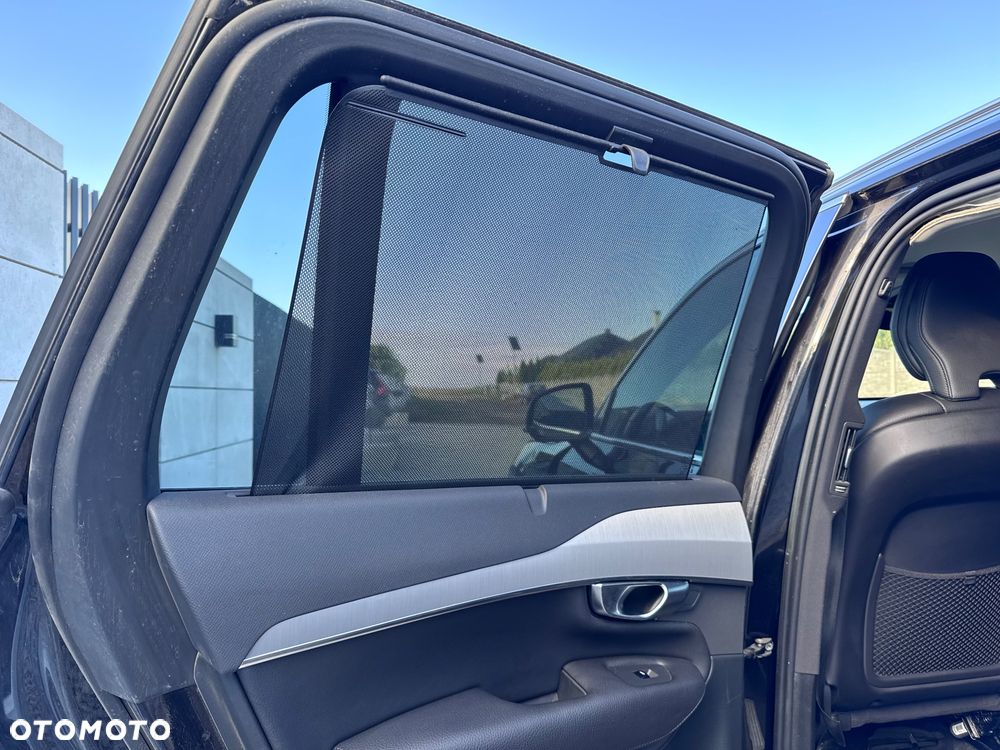 Volvo XC 90 D5 AWD Geartronic Momentum - 34
