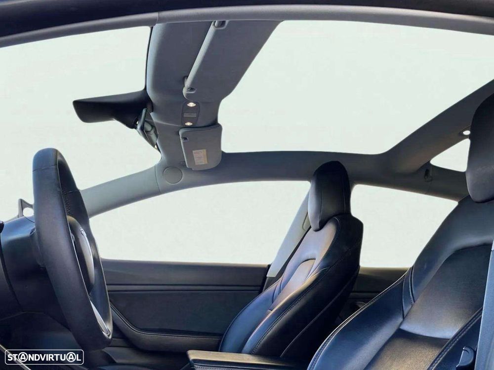 Tesla Model 3 Long-Range Dual Motor AWD - 14