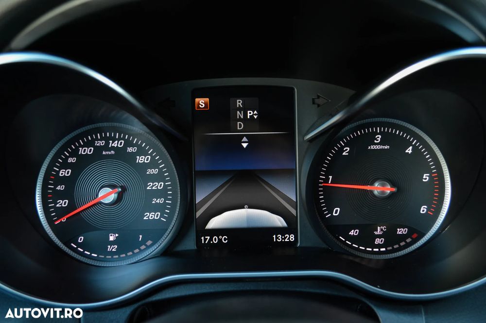 Mercedes-Benz C 180 (BlueTEC) d 7G-TRONIC Avantgarde - 21