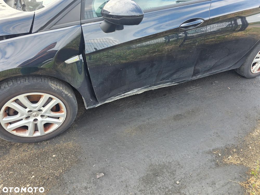 Opel Astra 1.6 D (CDTI) Automatik Edition - 6