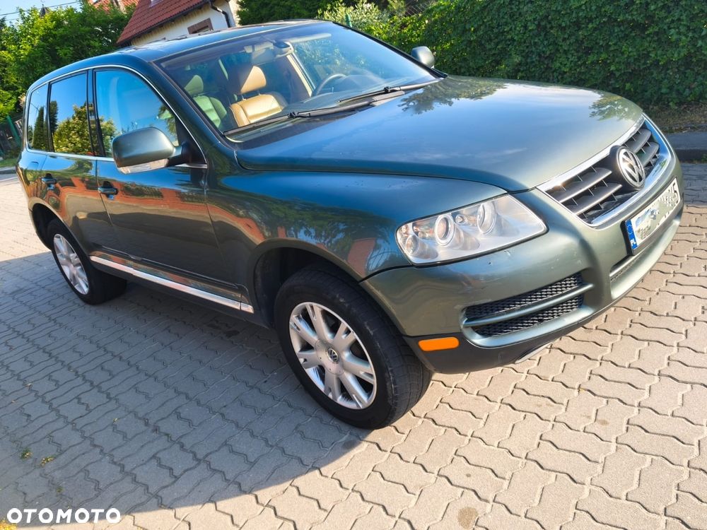 Volkswagen Touareg - 1
