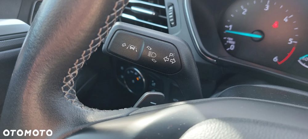 Ford Focus 2.0 EcoBlue Titanium X - 22