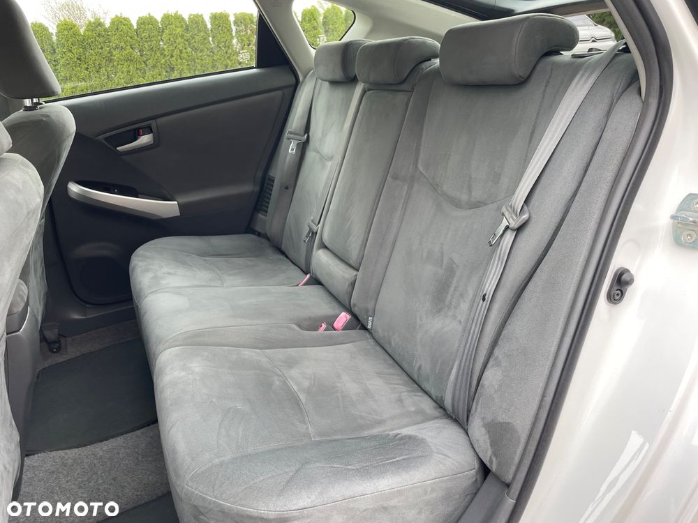 Toyota Prius - 32