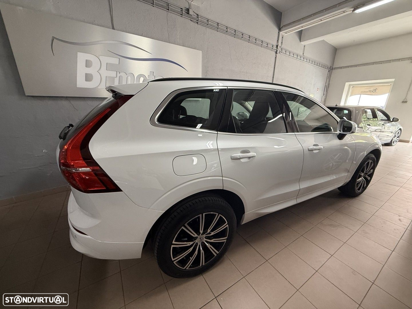 Volvo XC 60 2.0 B4 Core - 6