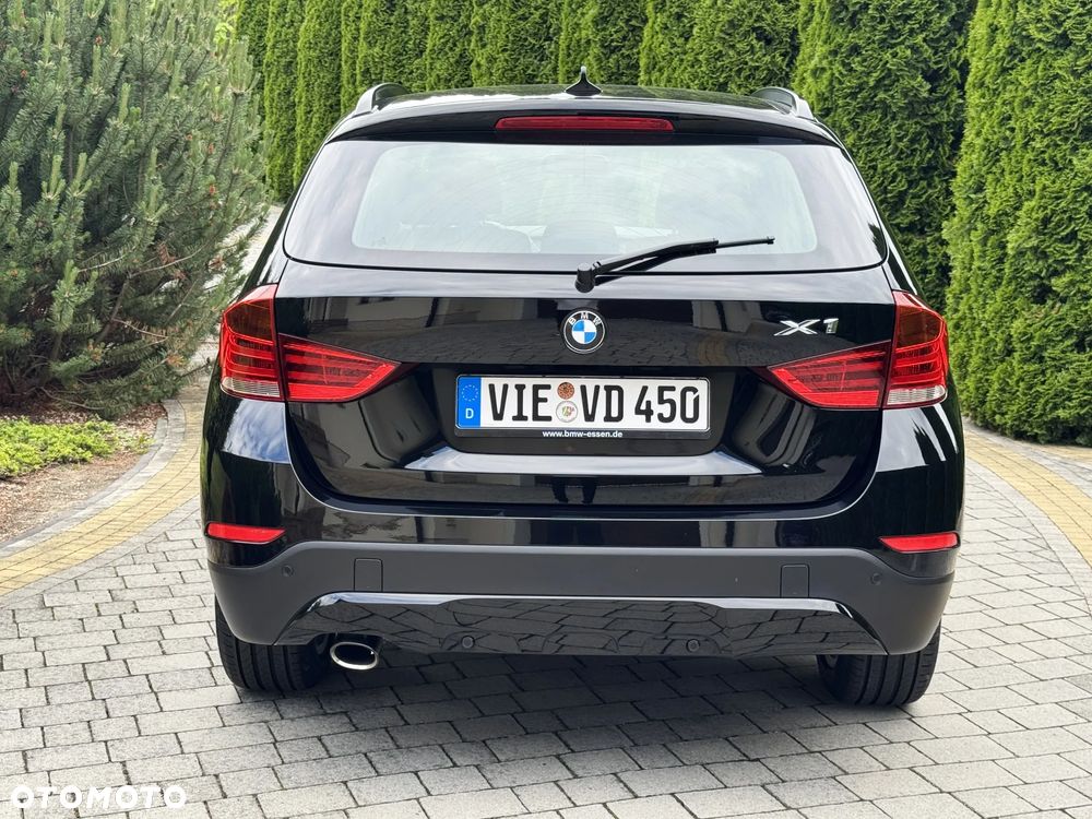 BMW X1 xDrive18d Sport Line - 6