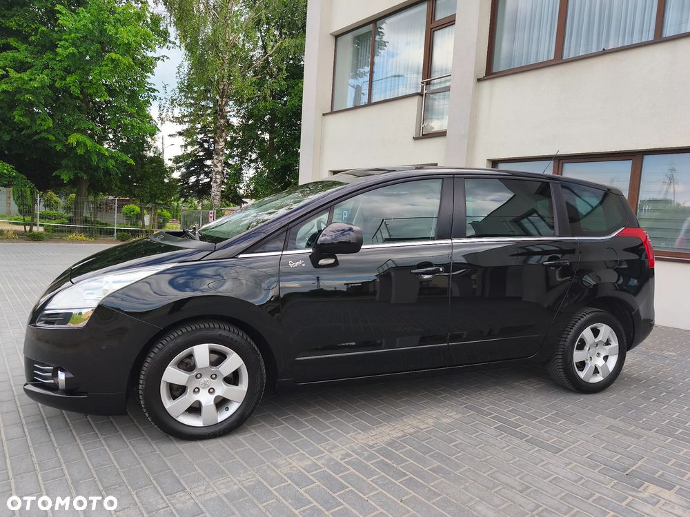 Peugeot 5008 - 4