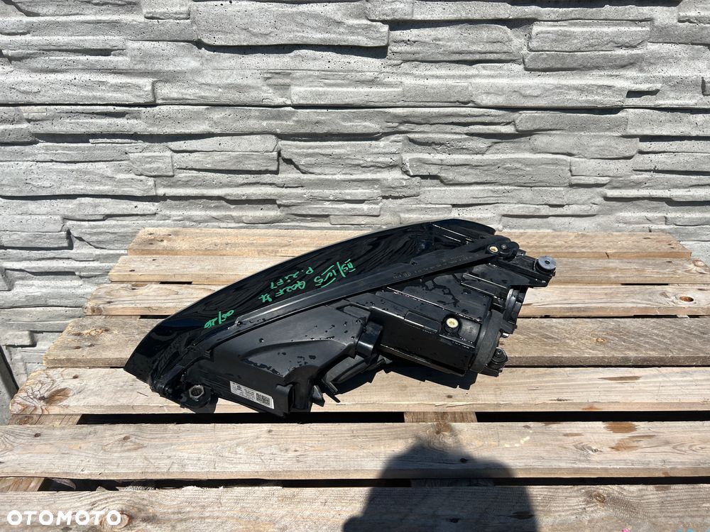 VW Golf VII 13-17 lampa prawa - 6