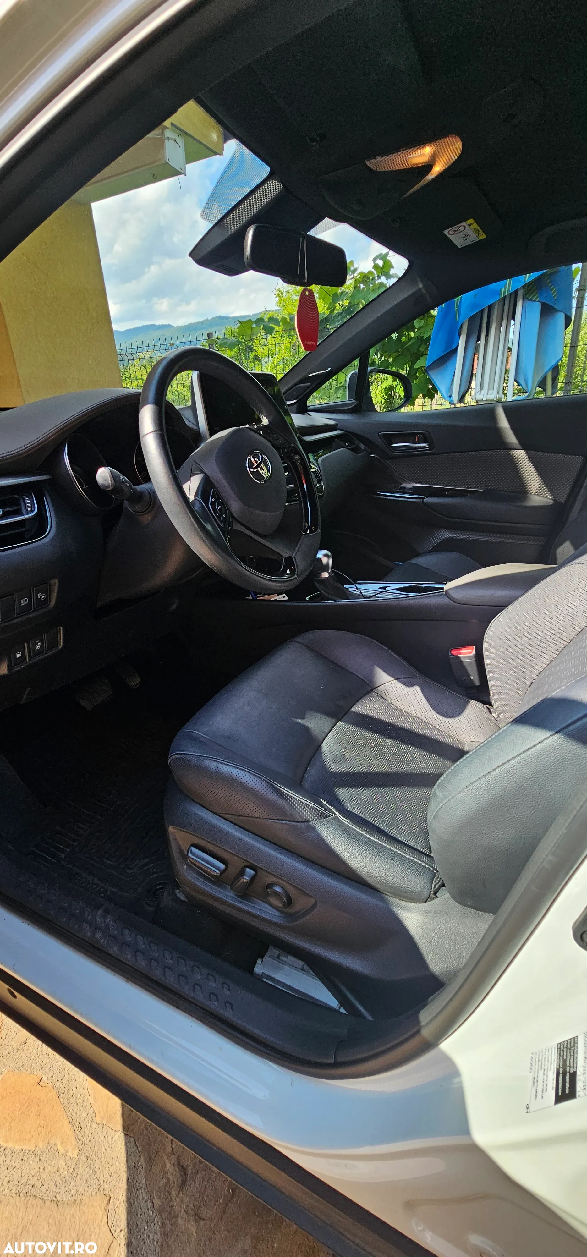 Toyota C-HR 2.0 HSD 184 CP 4x2 CVT Classy - 7