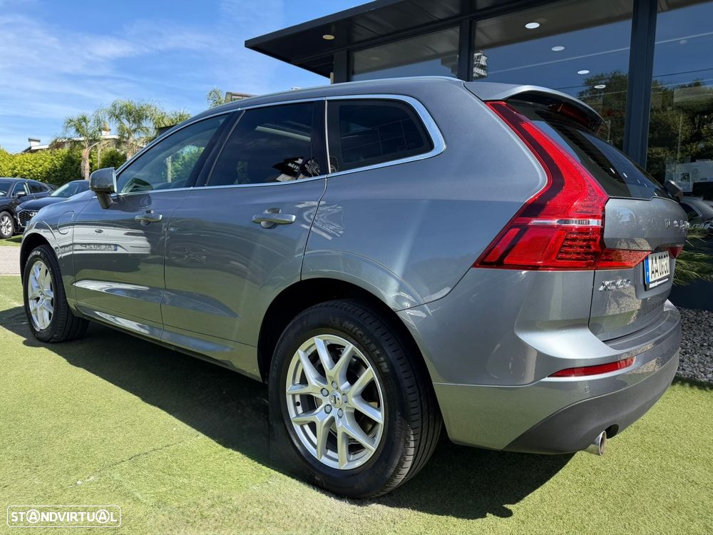 Volvo XC 60 2.0 T8 PHEV Momentum Plus AWD - 16