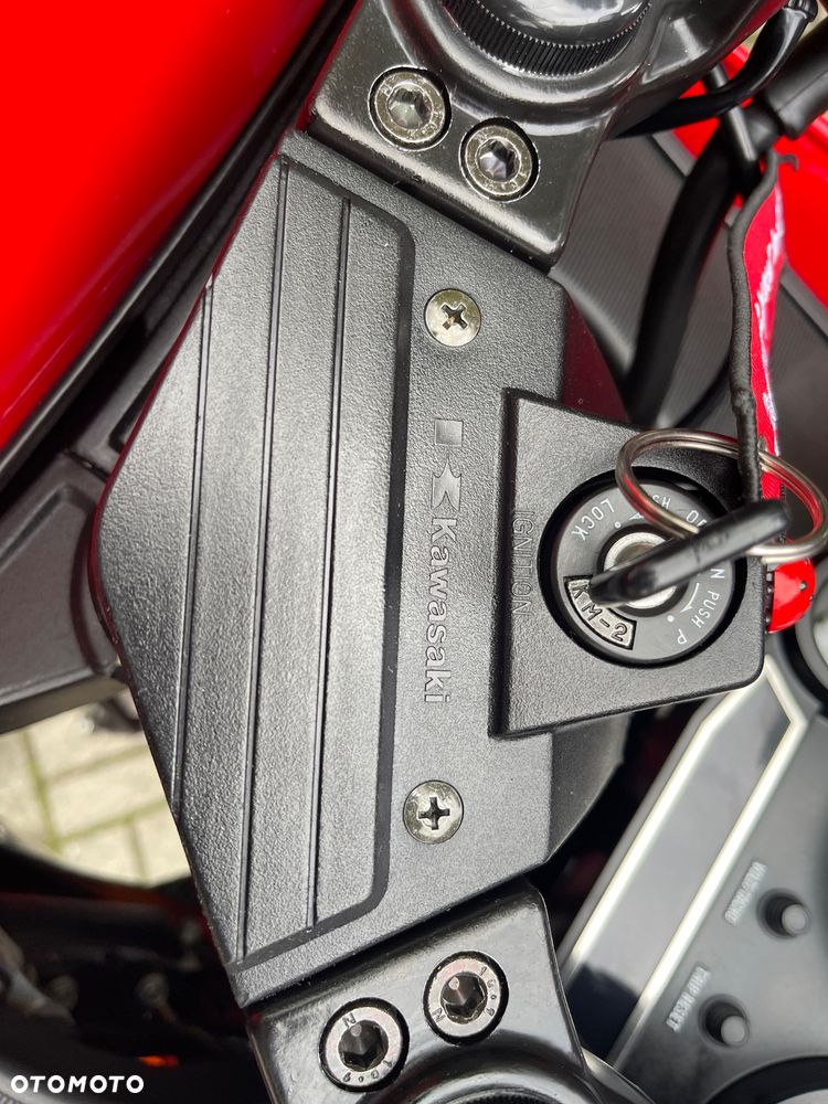 Kawasaki GPZ - 10
