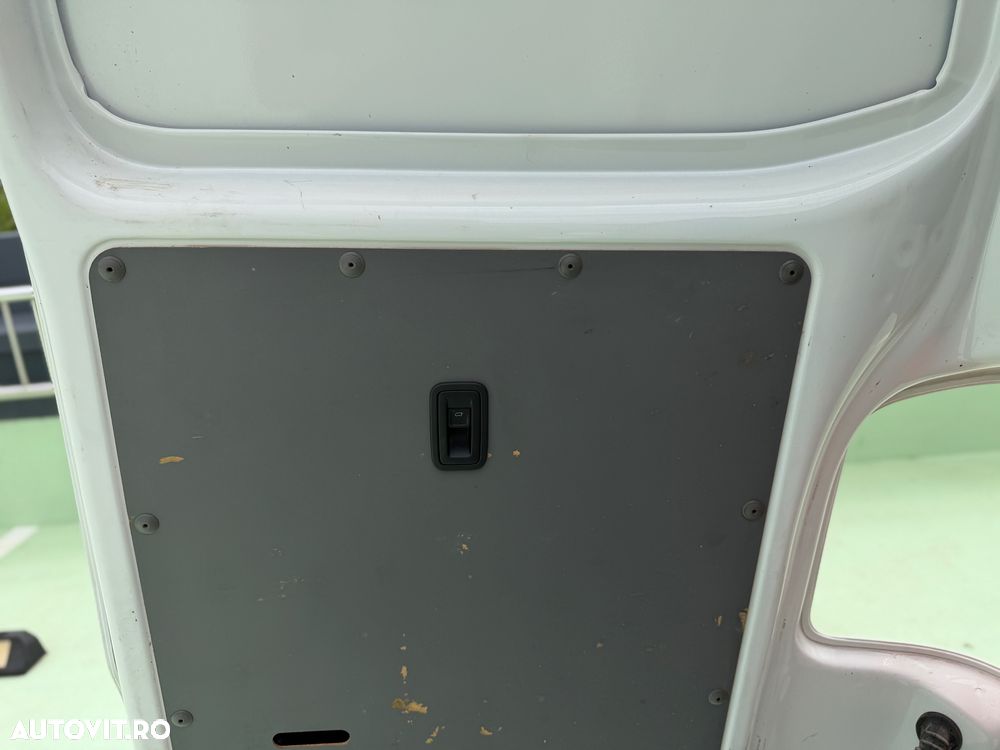 Volkswagen Transporter 2.0 81 kW KR - 17