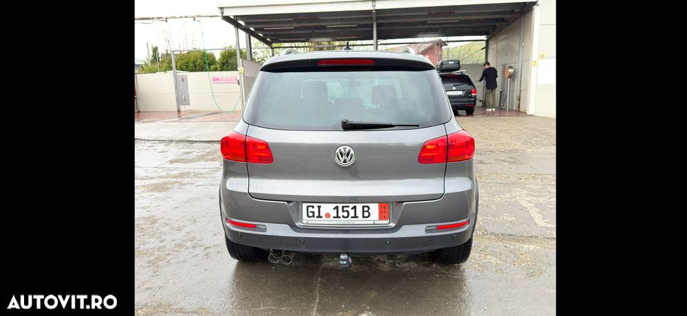Volkswagen Tiguan 2.0 TDI 4Motion BMT Sport & Style - 4