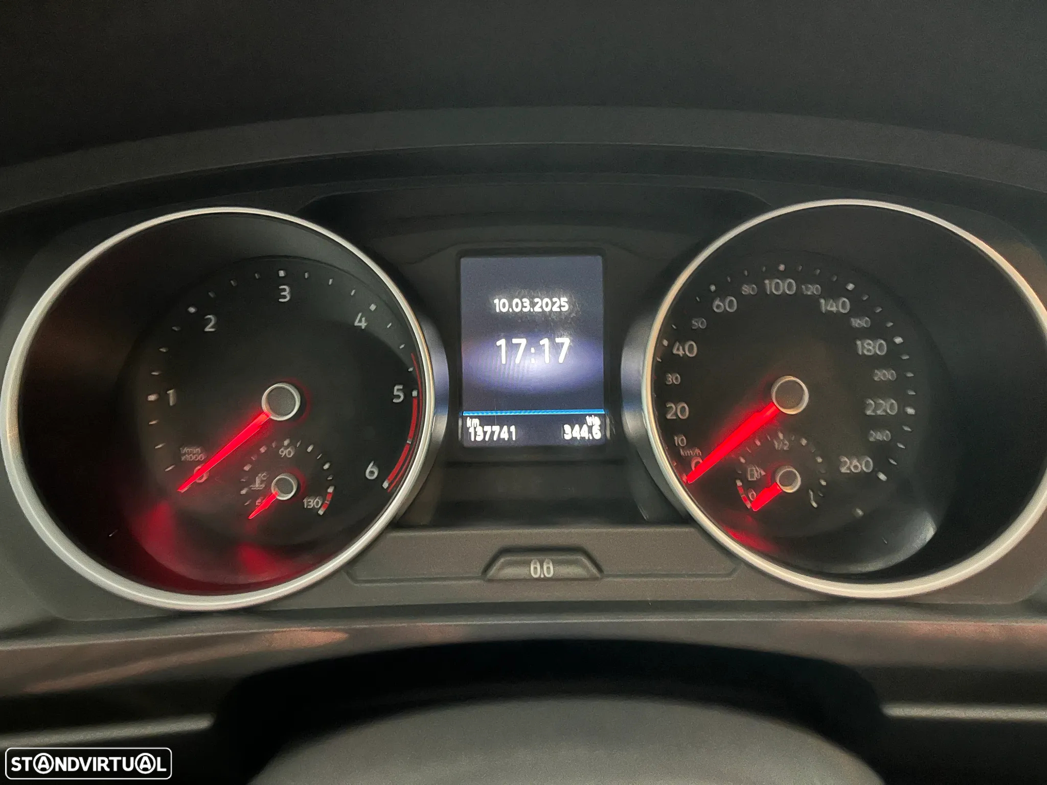 VW Tiguan 1.6 TDI Confortline - 12