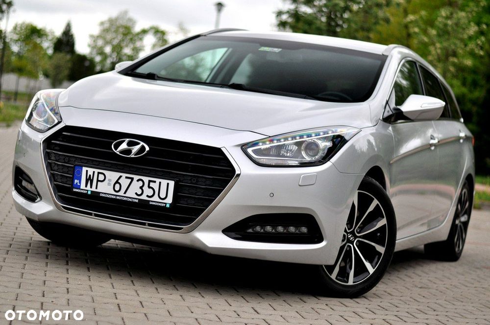 Hyundai i40 Kombi 1.7 CRDi Premium - 32