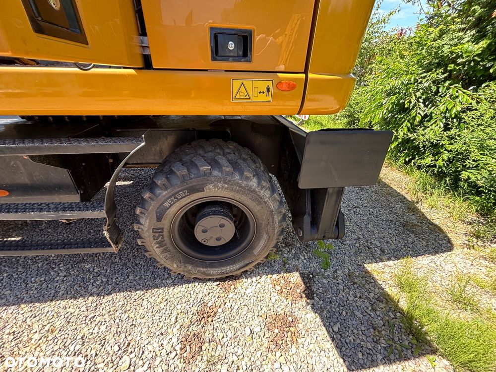 Caterpillar CAT M318F ROK 2019 PODPORY PLUG 1 WLASCICIEL - 25