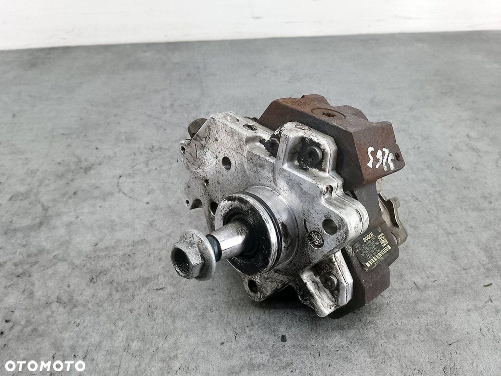 POMPA WTRYSKOWA  MASTER II FL 8200586851 H8200041766 0445010033  BOSCH 2.5 - 6