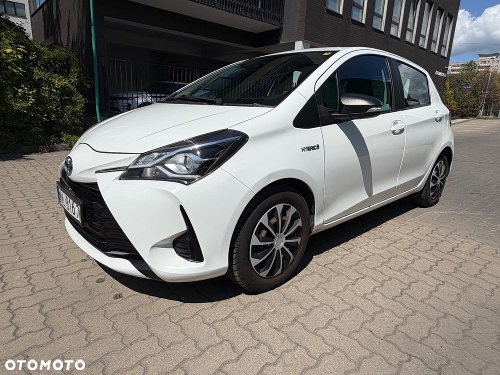 Toyota Yaris Hybrid 100 Active EU6 - 1
