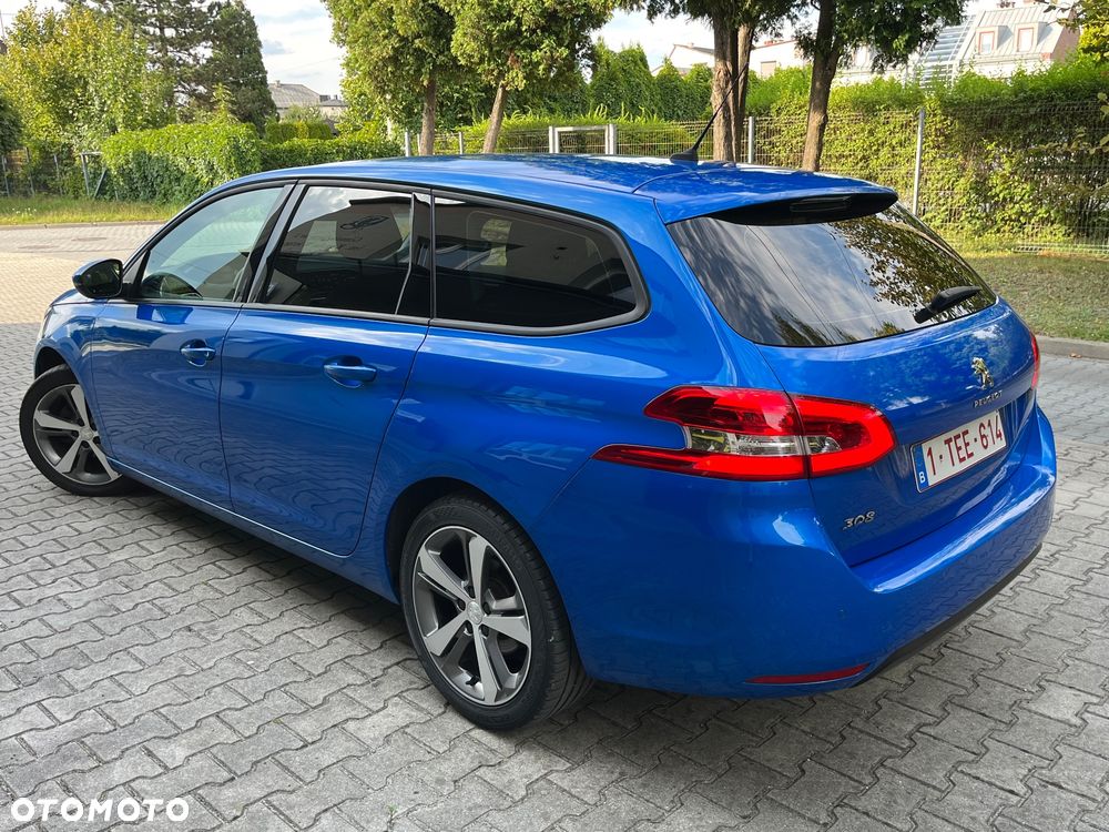 Peugeot 308 BlueHDi 130 EAT8 Business - 12