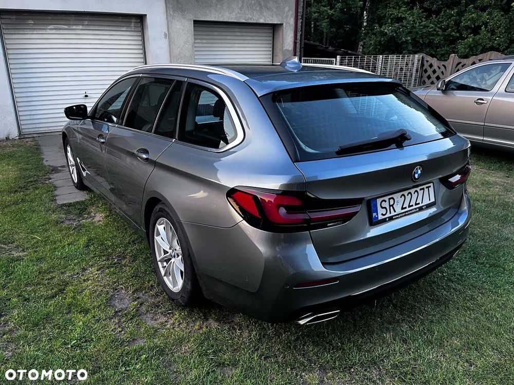 BMW Seria 5 520d - 5