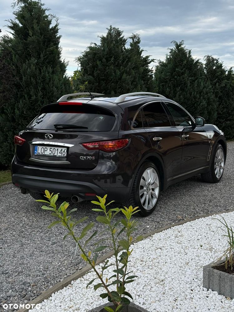 Infiniti QX70 3.7 S - 4
