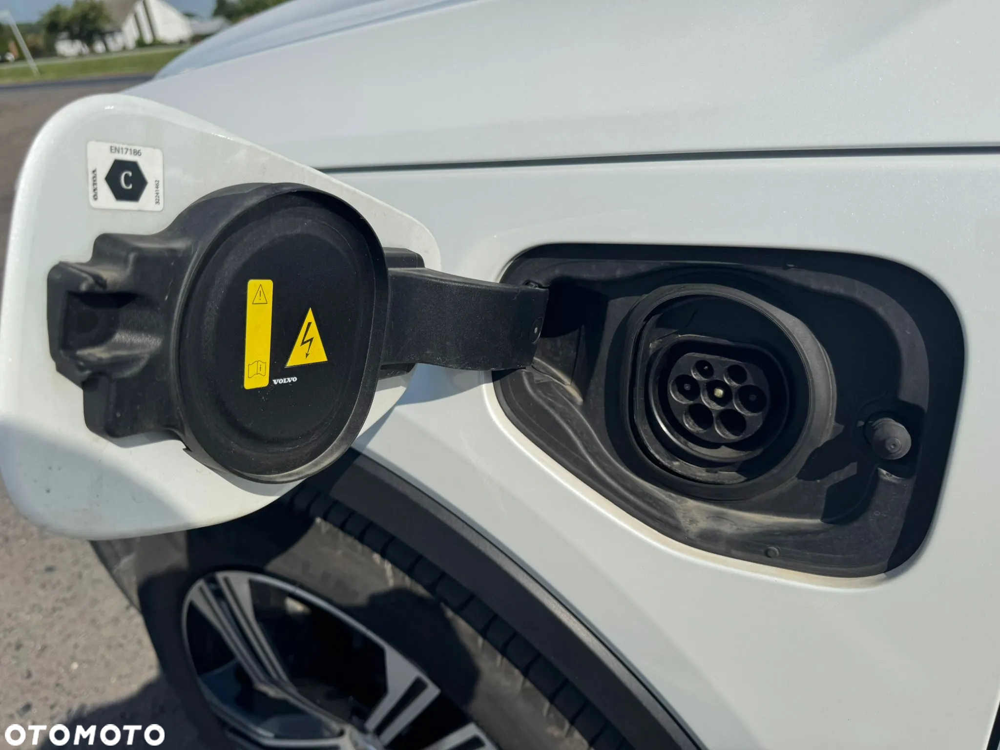 Volvo XC 40 T5 Plug-In Hybrid Momentum - 15