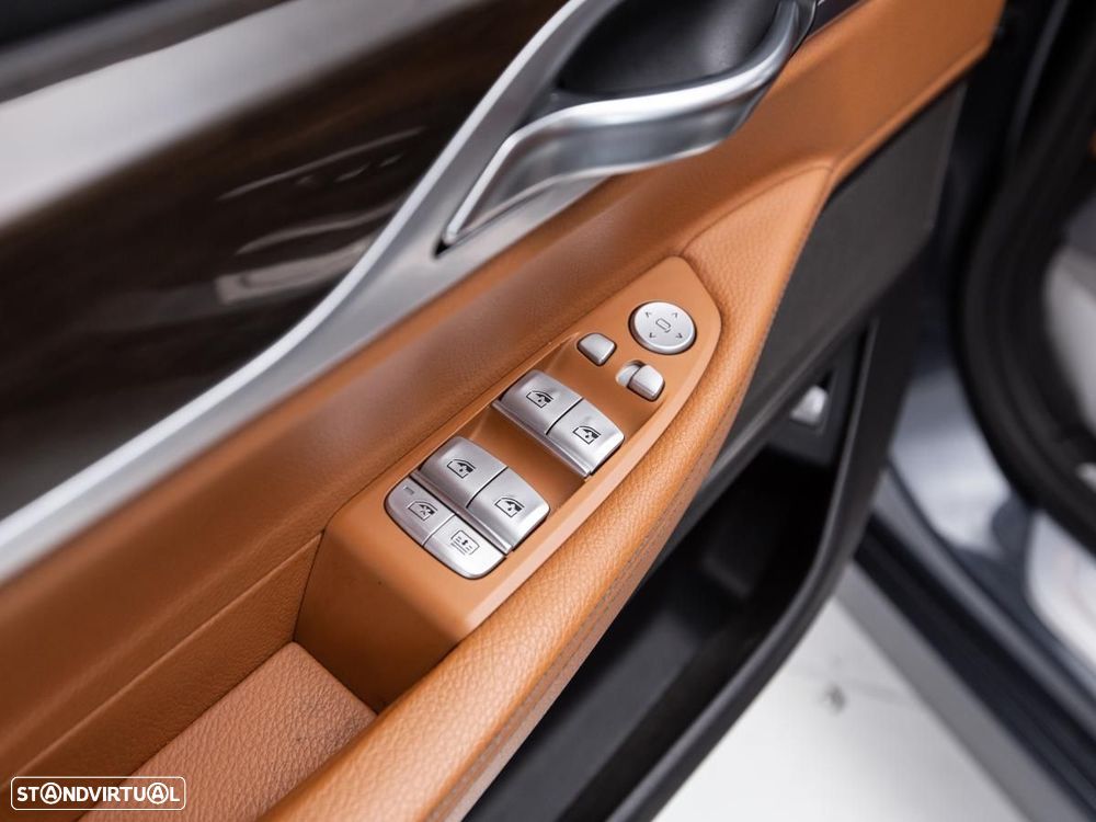 BMW 740 - 15