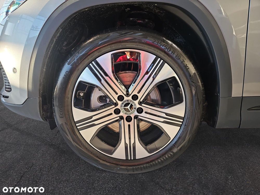 Mercedes-Benz EQA - 9