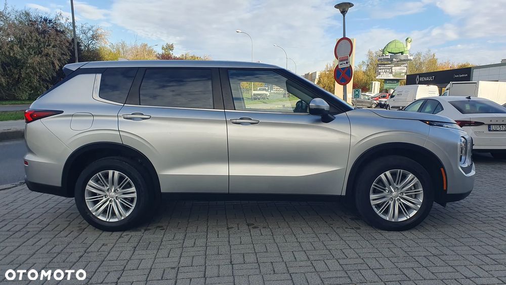 Mitsubishi Outlander 2021 photo 4