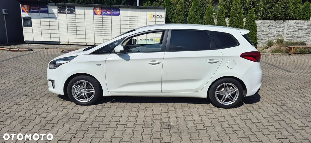 Kia Carens 1.7 CRDi 115 Dream Team Edition - 8