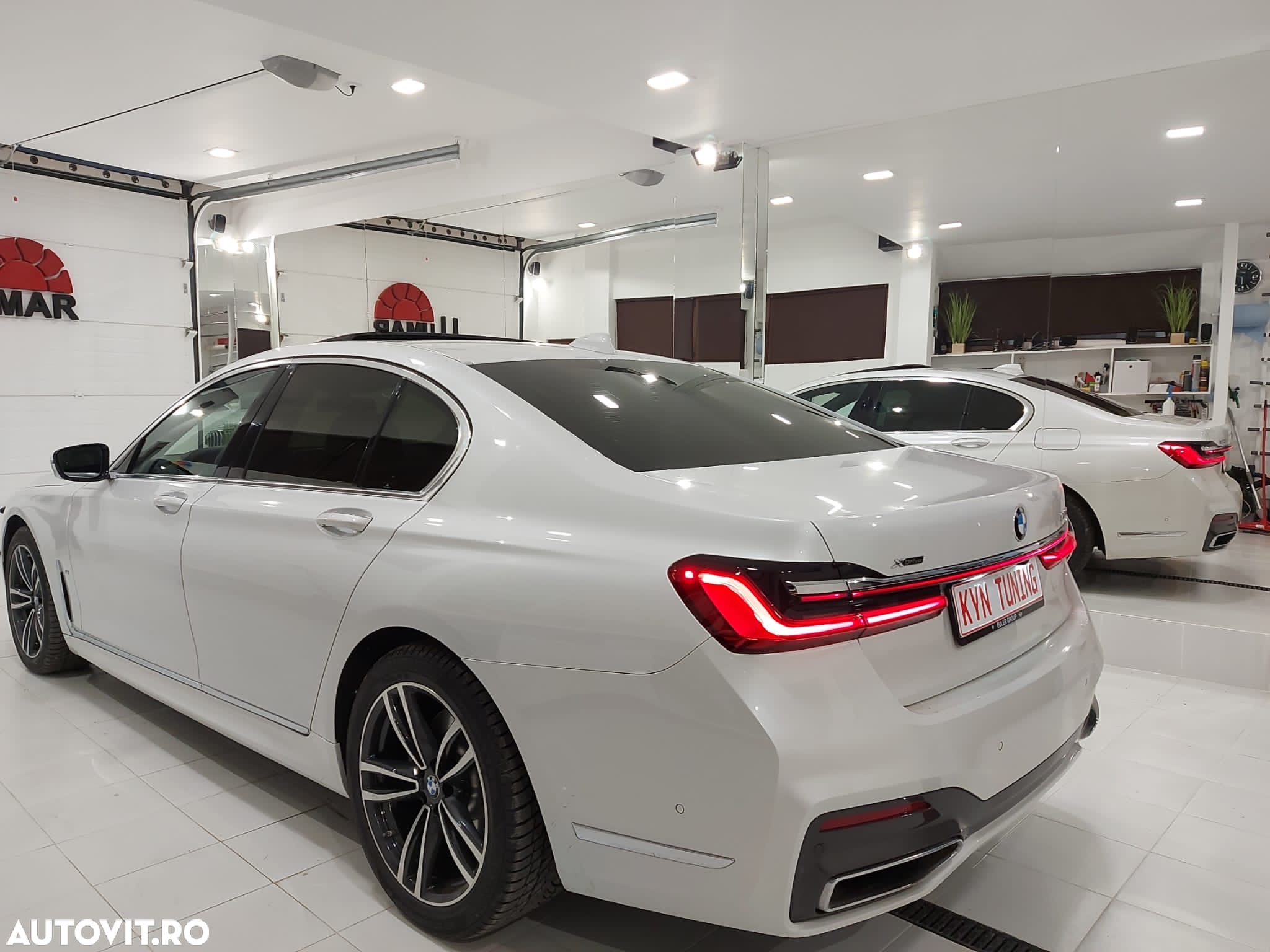 BMW Seria 7 730d xDrive MHEV - 6