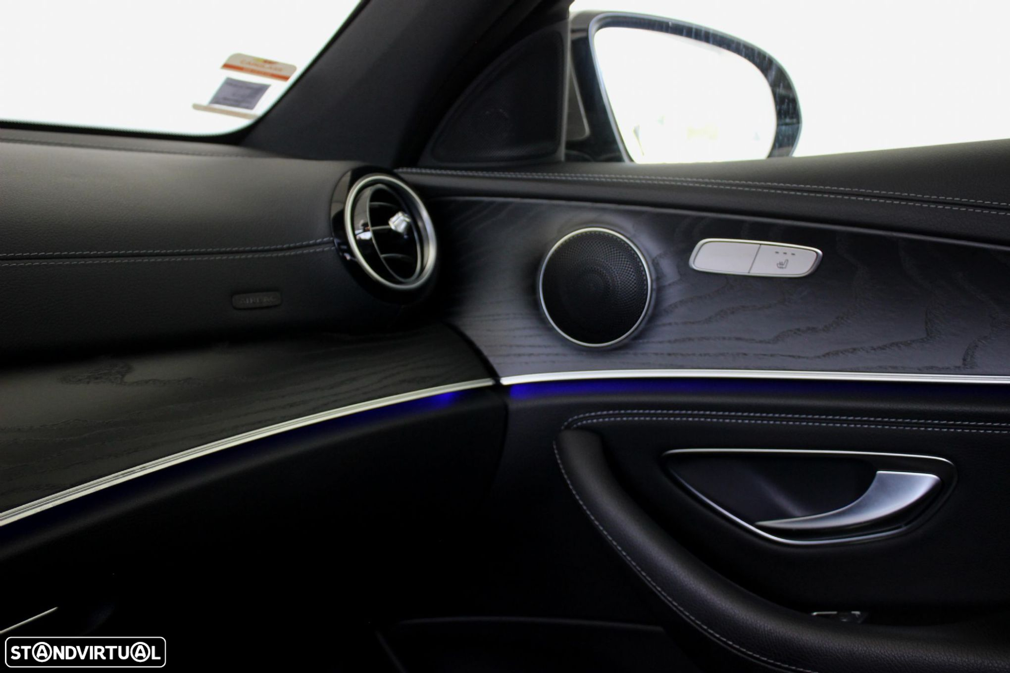 Mercedes-Benz E 300 de AMG Line - 30