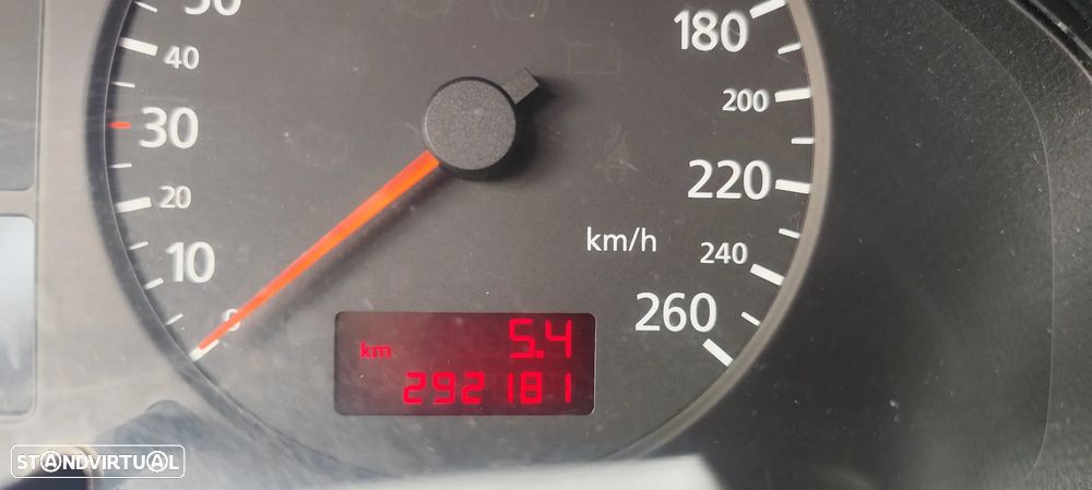 Audi A4 Avant 1.9 TDI Attraction - 19