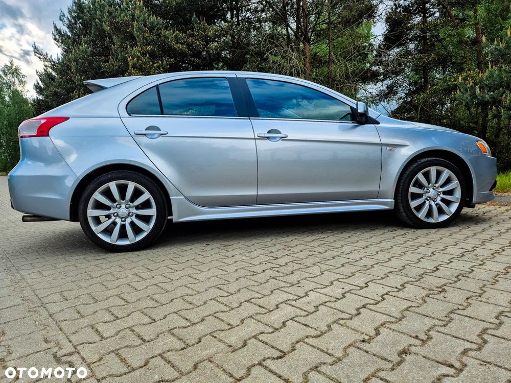 Mitsubishi Lancer 1.8 Intense - 8