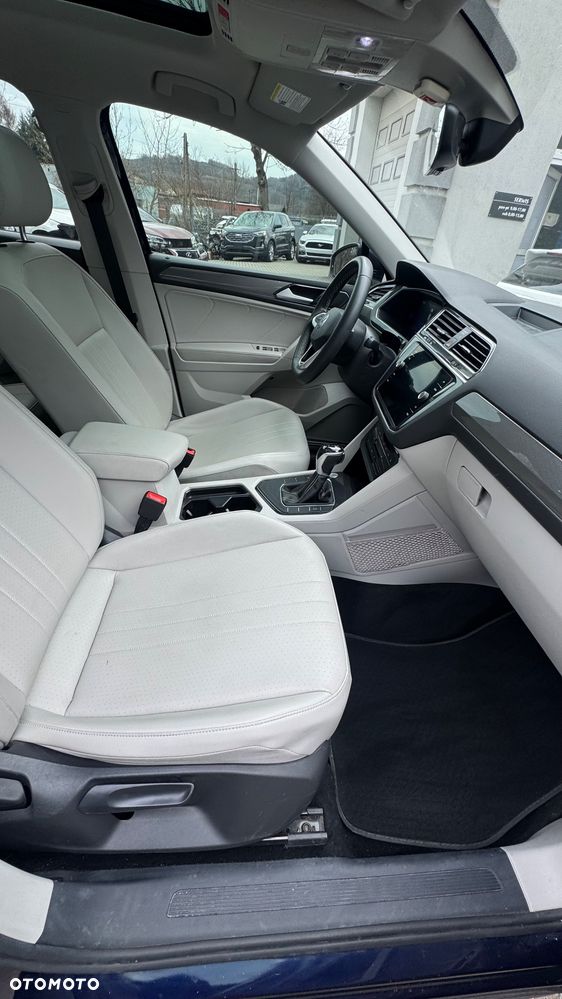 Volkswagen Tiguan Allspace 2.0 TSI 4Mot Life DSG 7os - 13