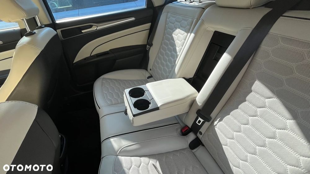 Ford Mondeo Vignale 2.0 TDCi Bi-Turbo PowerShift - 15